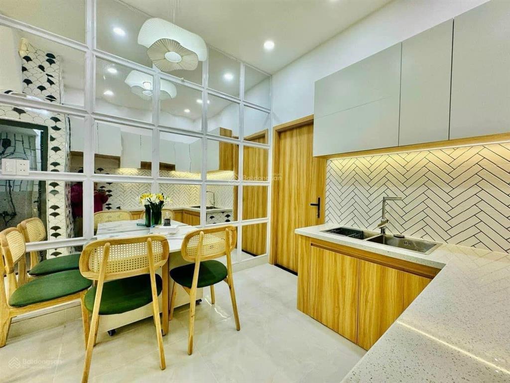 Nhà 2 tầng ngay hẻm 418/xx nguyễn thái sơn, gv. giá 7 tỷ 160 dt 43,1 m2 đang cho thuê 10tr/th