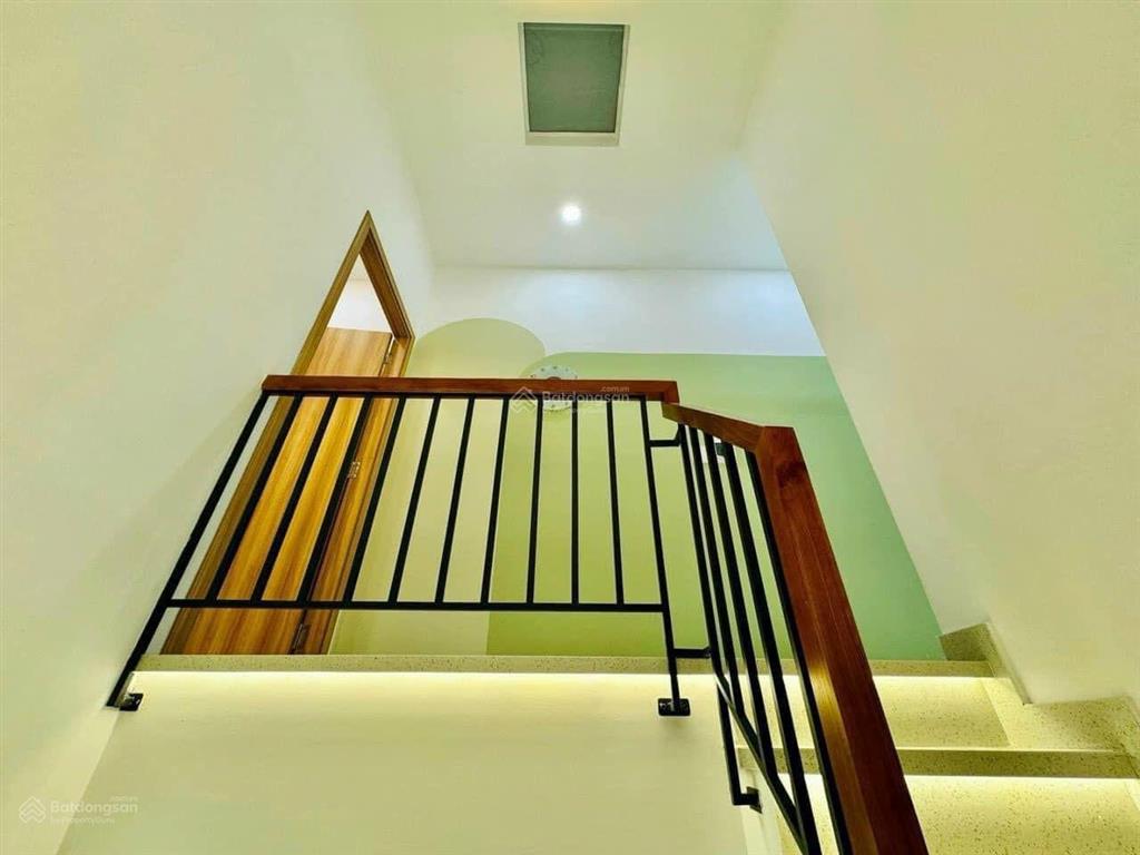 Nhà 2 tầng ngay hẻm 418/xx nguyễn thái sơn, gv. giá 7 tỷ 160 dt 43,1 m2 đang cho thuê 10tr/th