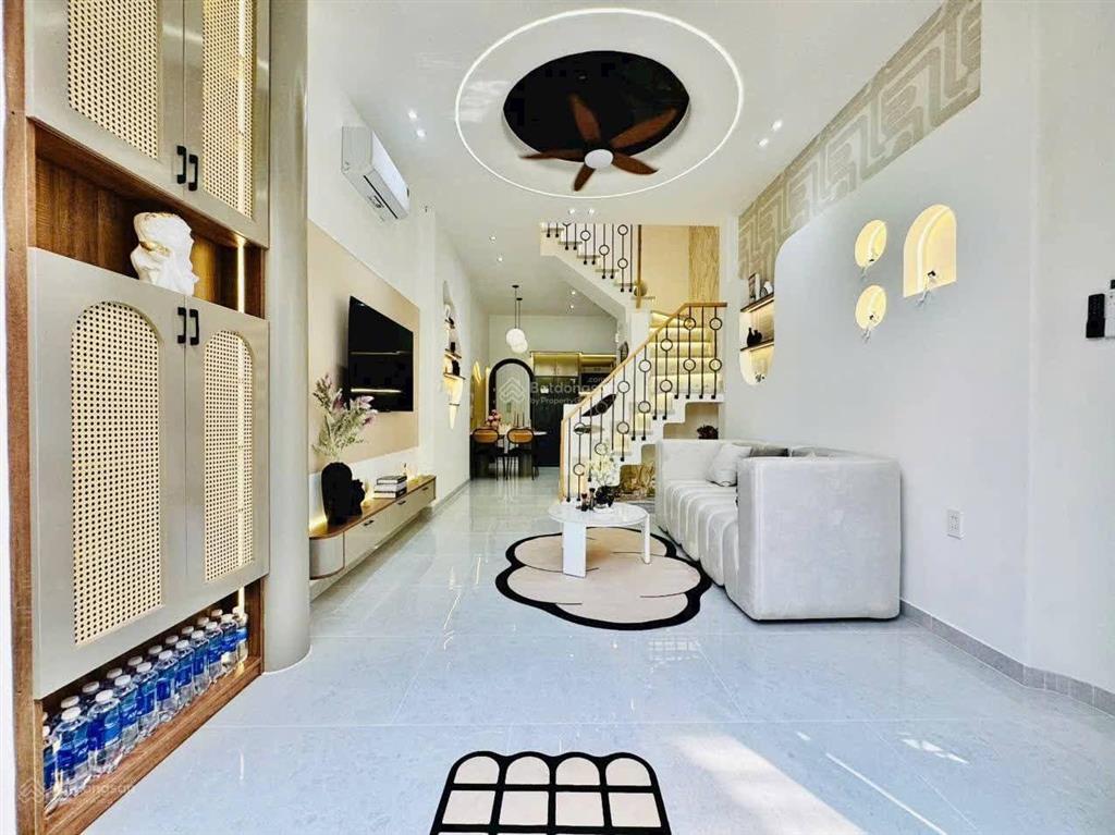 Sở hữu căn 48.9m2 đ. vườn lài  tân phú đang cho thuê 12tr/th. kết cấu 1 trệt 1 lầu