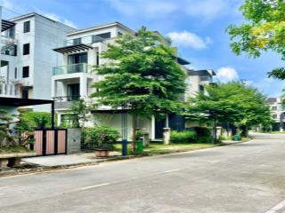 Cho thuê biệt thự phú cát city khu cnc hoà lạc, làm văn phòng cty, lưu trú chuyên gia
