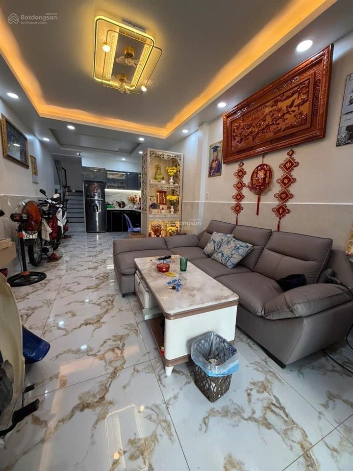 Bán nhà chính chủ trần nguyên hãn quận 8, 57m2, 2 tầng, 4pn, không quy hoạch.