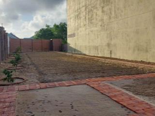 Cần bán gấp 2 lô ngang 12m, diện tích 400m2 duy nhất, thích hợp làm biệt thự, kho bãi