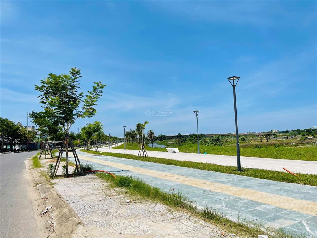 Cần ra nhanh lô góc 2 mặt tiền 197m2, đường thăng long, view sông hàn, đà nẵng