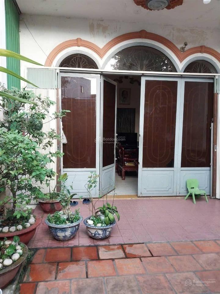 Bán nhà xe hơi đỗ sân, bình tân giáp tân phú, q6