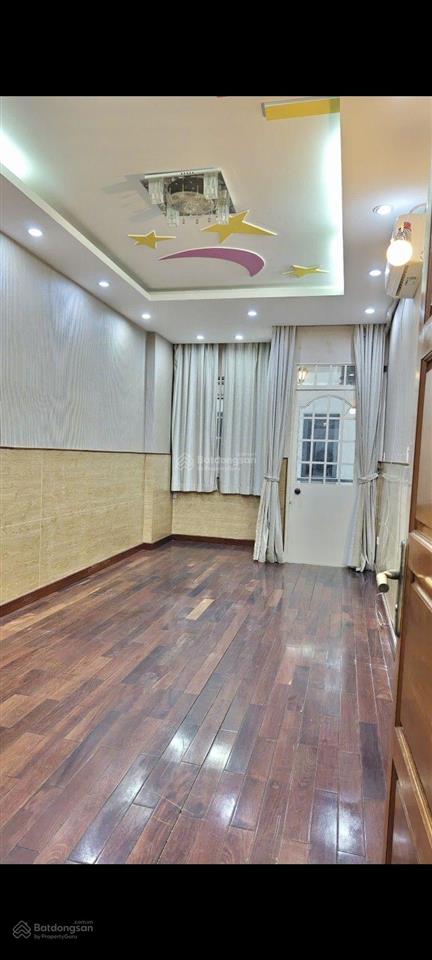 Khu vip quận 3, cao thắng  sát quận 1  hẻm 5m thông  5 tầng btct hoàn công đủ  d/t 200tr/năm