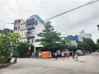 Cần bán đất phân lô phú lãm, hà đông  50m2  0983 005 ***
