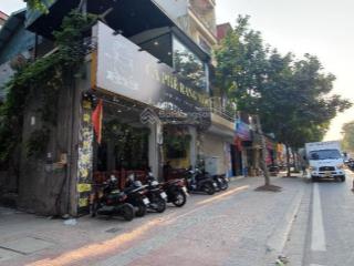 Nhà đẹp thạch bàn mới tinh ,full nội thất ,thang máy xịn , cách phố vài bước