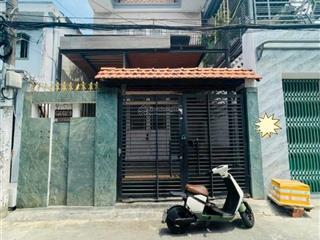 *** nhà quang trung p11 gò vấp.
(đối diện chợ hạnh thông tây, hẻm xe hơi)dt (5x16,5m) giá 7,8 tỷ