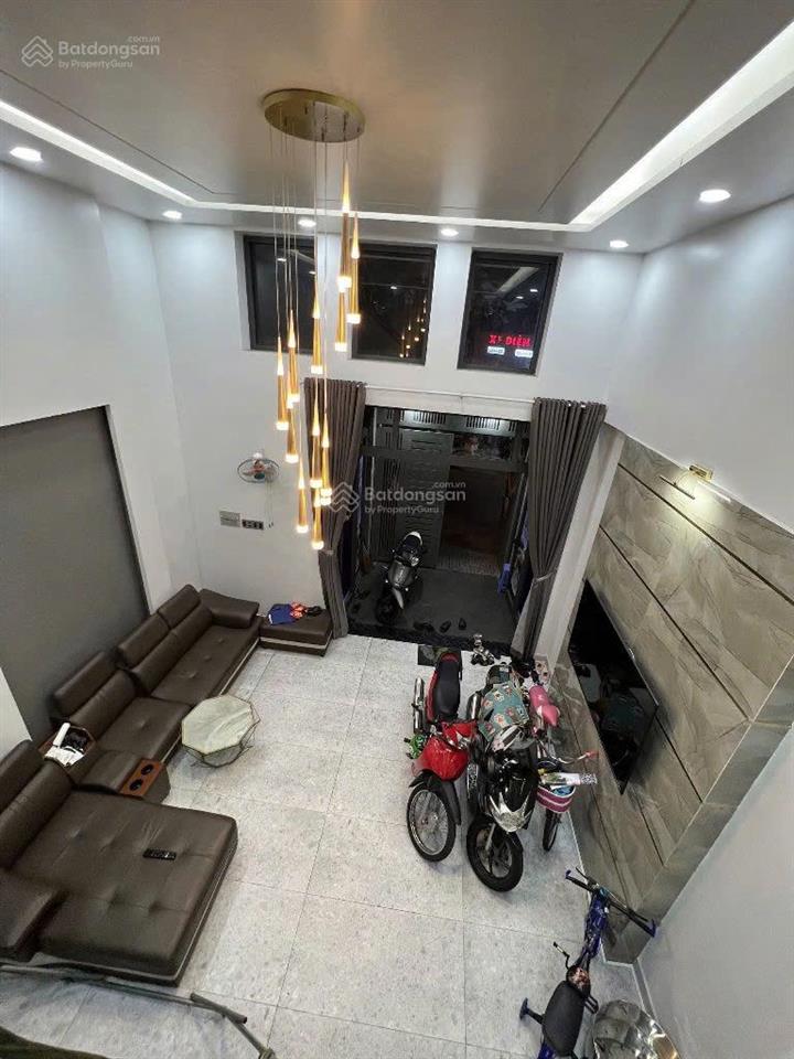 *** nhà 1/ đường số 9 p16 (dt 5.1x13m) giá 9.5 tỷ bớt lộc