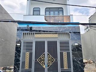 Bán nhà mới 100% hoàn công gần chợ đồn, cách bùi hữu nghĩa 120m, dt 82m2, tặng nội thất, giá 3,8 ty