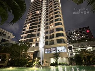 Bán gấp  giá đầu tư  2pn lớn zeit river  view tuyệt phẩm tầng cao.  ngay em huyền lê