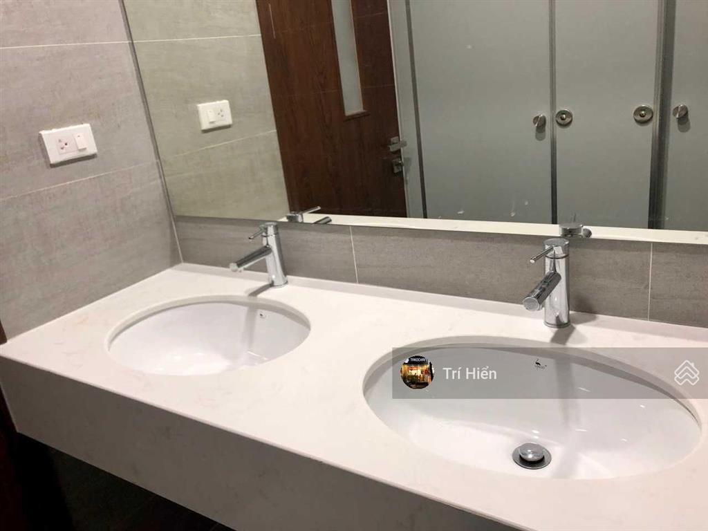 Nhà mới mp lê văn hưu 100m2 x 8,5 tầng, mt 4,5m, thang máy, pccc, riêng biệt, thang máy