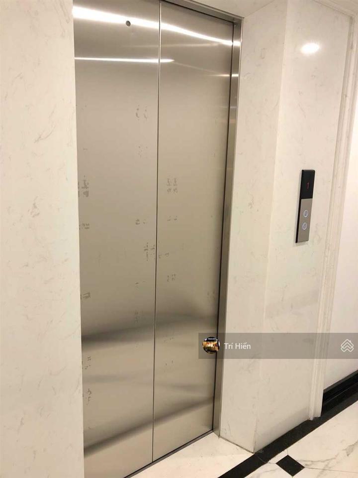 Nhà mới mp lê văn hưu 100m2 x 8,5 tầng, mt 4,5m, thang máy, pccc, riêng biệt, thang máy