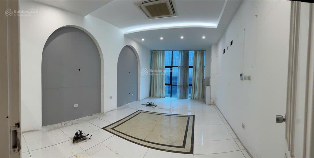 Cho thuê nhà mp hàng bún 160m2 x 4 tầng, mt 8m, nhà mới, thông sàn, nguyên căn.  0974 557 ***