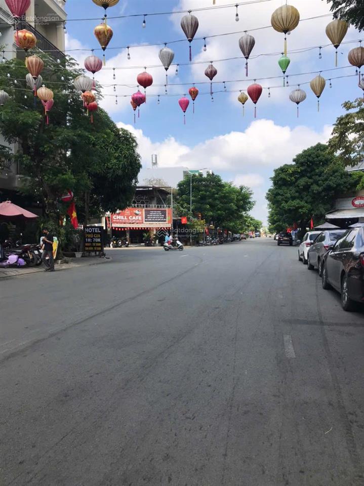 Nhà mặt tiền q7, liền kề phú mỹ hưng, 92m2, 4 lầu, view công viên, nhỉnh 13 tỷ.