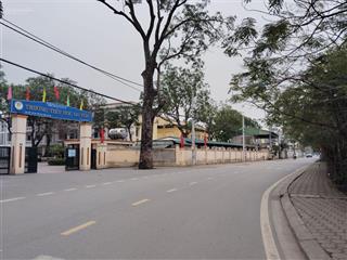 Hiếm bán 53m2 trung tâm đa tốn, ô tô ngủ trong đất, giao thông thuận tiện dân cư đông đúc
