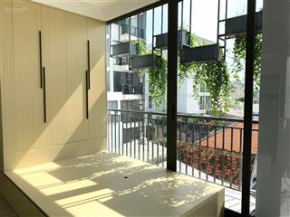 Cho thuê căn hộ 1pn 50m2 ban công sân vườn  thang máy  hẻm oto  gần đh văn lang cs2  0366 197 ***