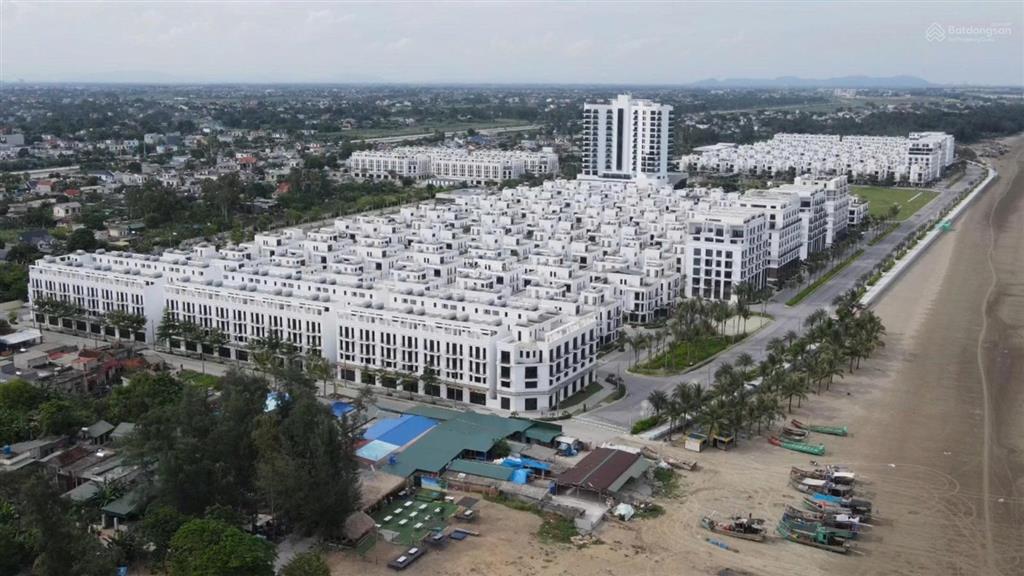 Chính chủ cần bán biệt thự song lập diện tích 198m2 tại dự án vlasta  sầm sơn