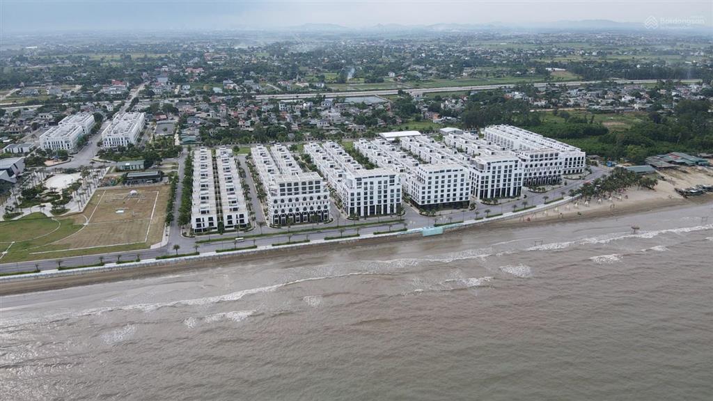 Chính chủ cần bán biệt thự song lập diện tích 198m2 tại dự án vlasta  sầm sơn