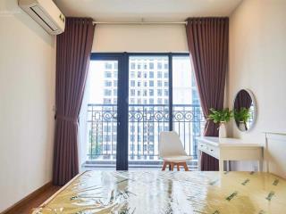 Cho thuê chcc vinhomes gadenia hàm nghi, 2 phòng ngủ, đầy đủ nội thất, 15tr/th.  0379 858 ***