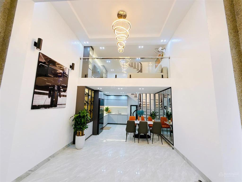 Kẹt vốn bán nhanh 5 tầng tây mỗ 31m2 4.5m mt giá hơn 5 tỷ ô tô đỗ mới koong dân xây chắc chắn