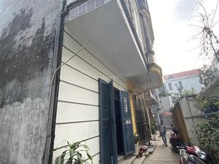 Căn nhà dv 46m2tây mỗ7 phòng cho thuê2 thoáng  kết hợp ở và cho thuêdòng tiền ổn định  ngõ to