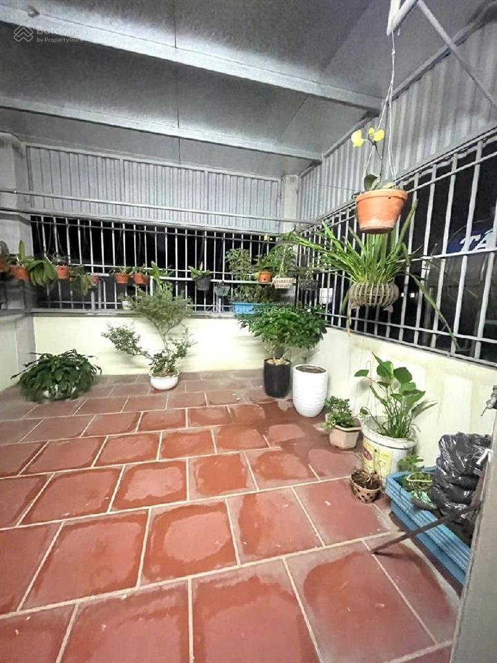 Bán gấp! gia đình bán nhà đẹp mỗ lao, 70m2, 4 tầng dân xây, sáng, sạch sẽ, ở ngay giá 11 tỷ