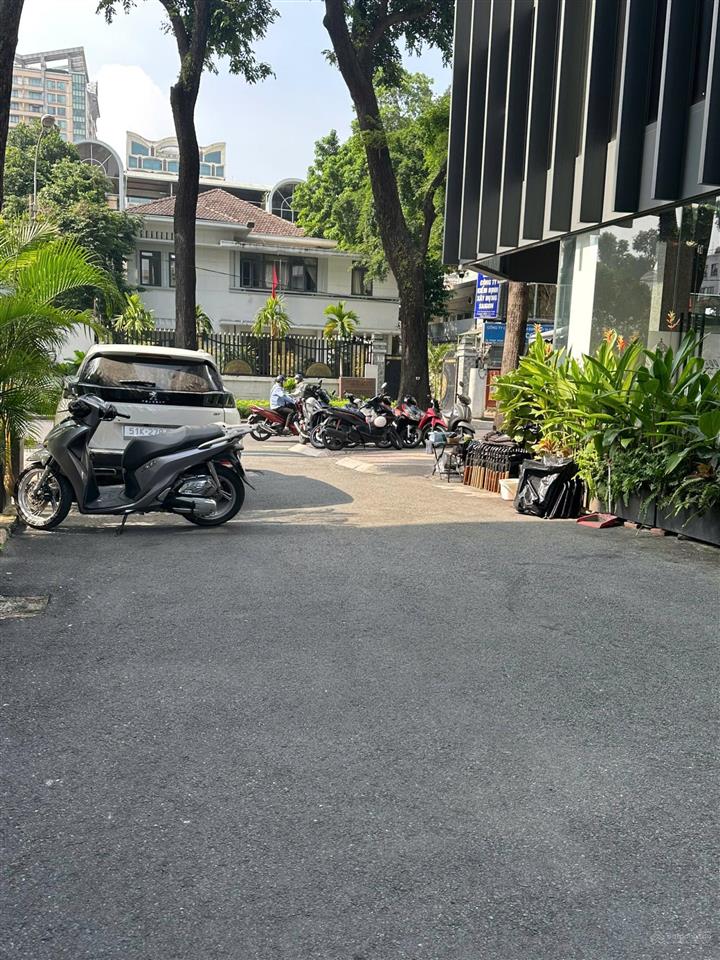 Siêu phẩm hẻm nhựa ô tô hồ con rùa  phạm ngọc thạch, 88,4m2 giá cực tốt 23,5 tỷ