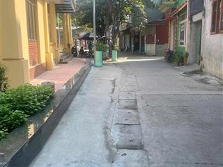 Chính chủ bán mảnh đất lô góc  cách trường đại học luật hà nội (chi nhánh từ sơn) chỉ 300m