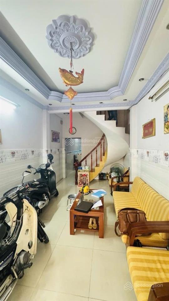 Bán nhà cấp 4. hxh. lạc long quân. p10. q11. giá 6.6 tỷ.