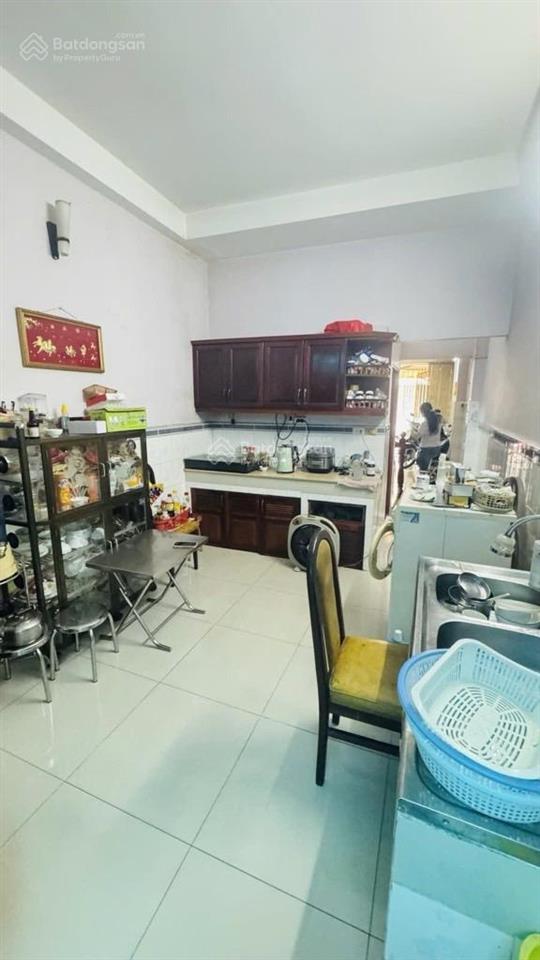 Bán nhà cấp 4. hxh. lạc long quân. p10. q11. giá 6.6 tỷ.