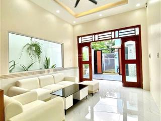 Chủ gửi biệt thự mini mái ngói, sân vườn xây mới 100% giá 4.39 tỷ