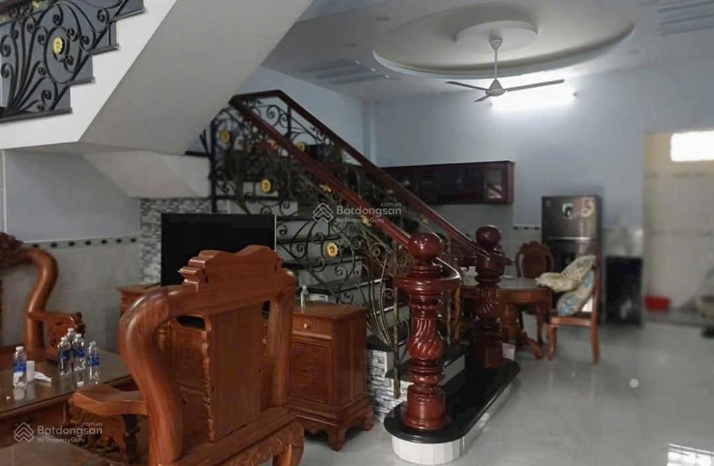 Mặt tiền thới tam thôn 13, cách phạm thị giây 30m giá 6 tỷ