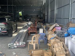 Cho thuê kho xưởng 1/ dg ql1a bình hưng hòa b bình tân dt 1100 m2 giá 80 tr cont 24/24 ko cấm tải