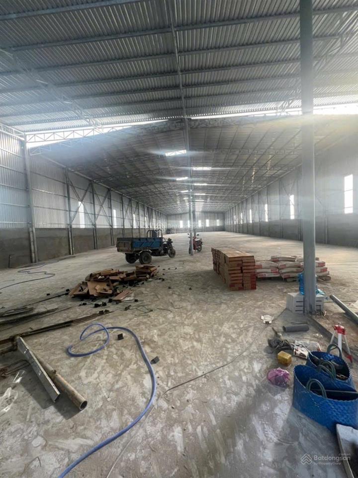 Cho thuê kho xưởng mặt tiền đg ql1a, bình hưng hòa b, bình tân, dt 1200m2 giá 70tr đg xe công 40f