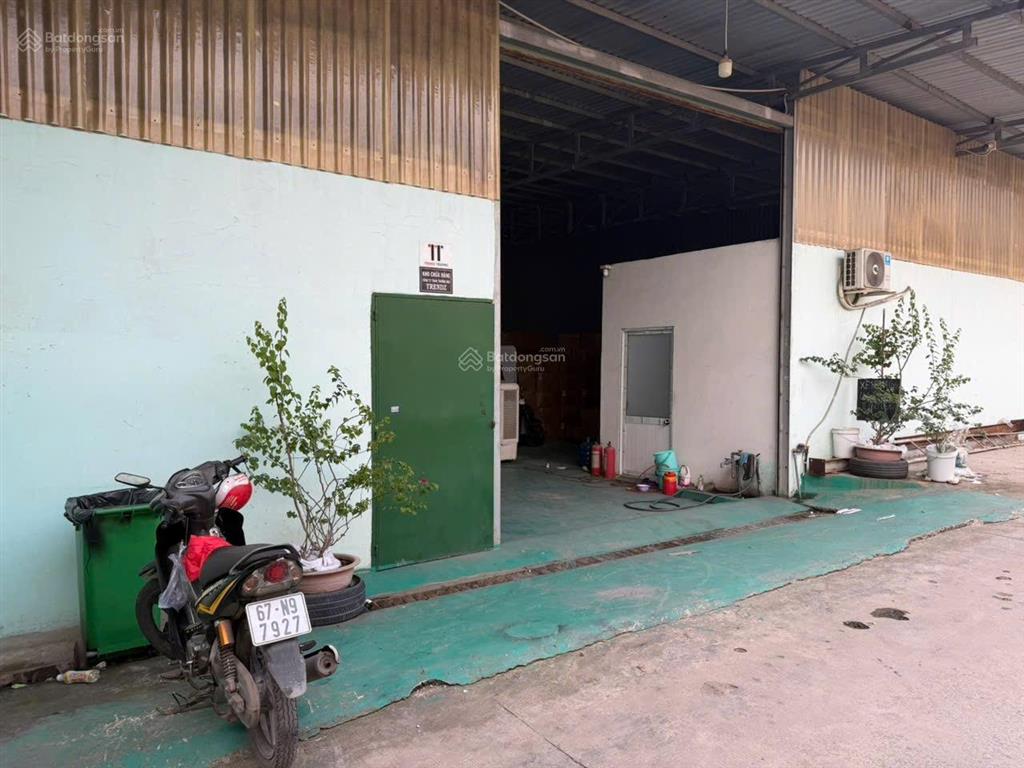 Cho thuê kho xưởng đường võ văn vân vĩnh lộc b bình chánh diện tích 600 m2 giá 32tr dg tải 10t