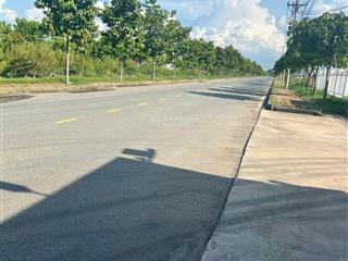 Bán đất 44000m2. skc đóng tiền 1 lần 30 năm. tại an lập, bình dương. giá bán. 1,684 triệu/m2