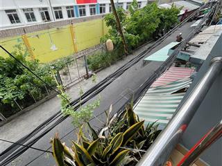 Nhà quận 8  3 tầng  ngang 4.3m  nở hậu 5m  3 p. ngủ  p2, dương bá trạc  nhỉnh 7.x tỏi