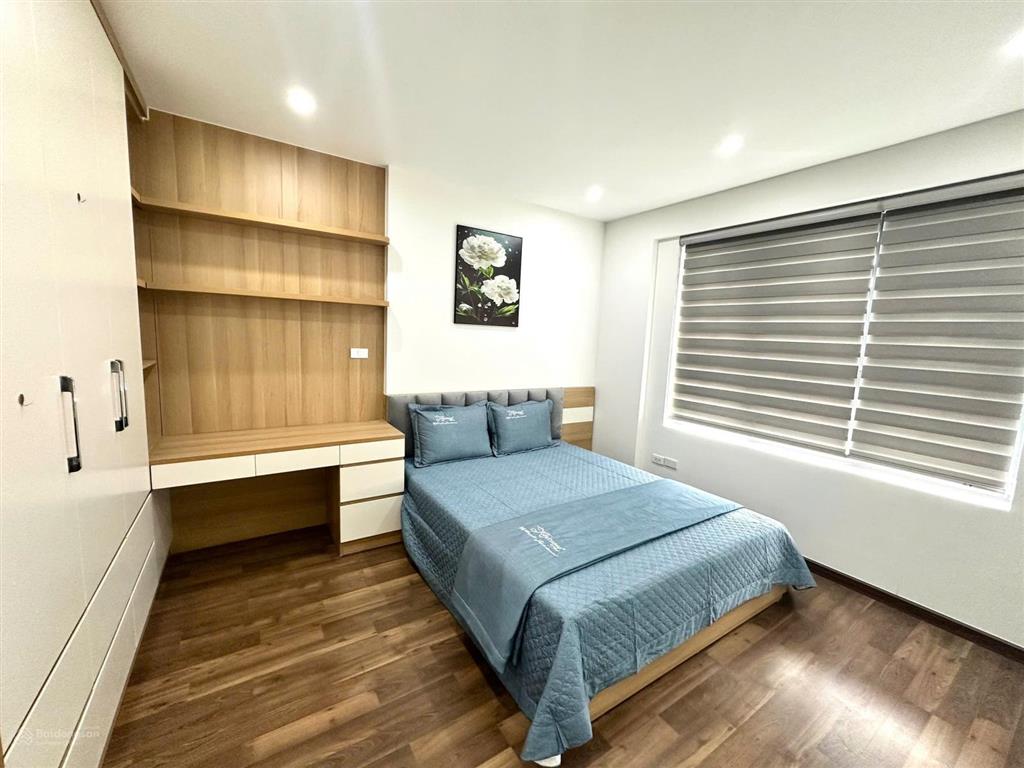 Tôi cần bán căn góc 4pn ,170 m2 tòa sky 88 láng hạ, giá 22 tỷ.  0977 632 ***