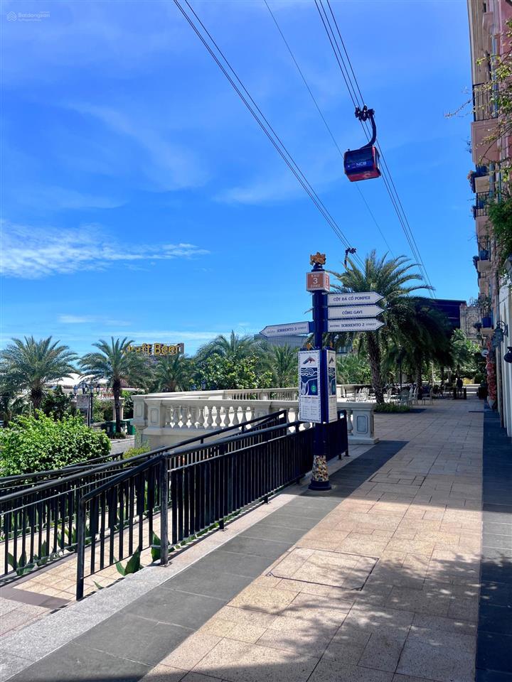 Shophouse căn góc giá tốt nhất, 5 tầng, view biển, vị trí dễ tiếp cận, chỉ 17,x tỷ