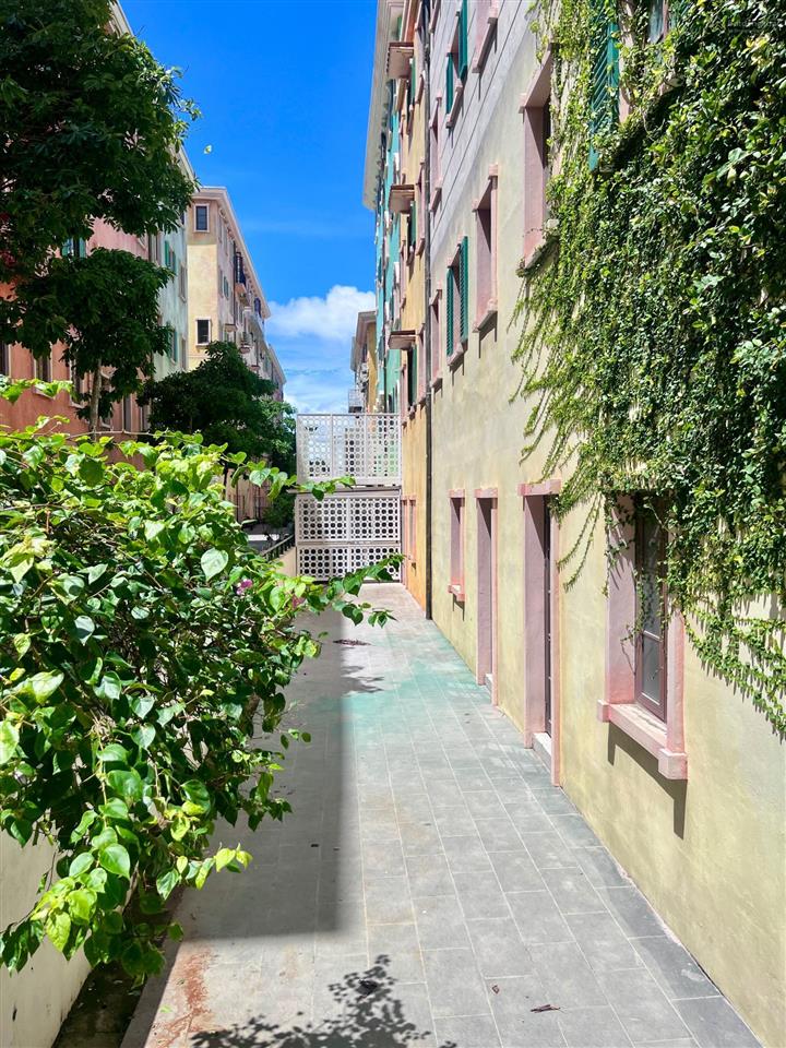 Shophouse căn góc giá tốt nhất, 5 tầng, view biển, vị trí dễ tiếp cận, chỉ 17,x tỷ