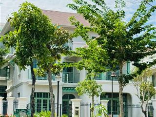 Bán căn biệt thự tropical giá rẻ nhất, nằm ngay gần công viên lớn nhất dự án, giá chỉ từ 14. x tỷ