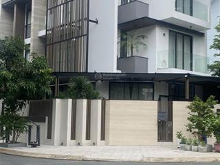 Cần bán lô góc 2 mặt tiền đường nguyễn đình thi, vị trí đẹp nhất nhì khu gia hoà, giá bán 15tỷ8