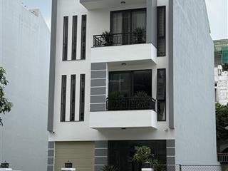 Đất đường thanh nga đối diện công viên trung tâm, diện tích 7x22m giá 15tỷ5