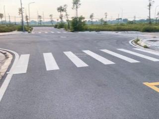 Đầu giá dục tú đông anh, siêu phẩm bên đường dẫn cầu tứ liên, ô tô tránh kinh doanh, 12xtr/m