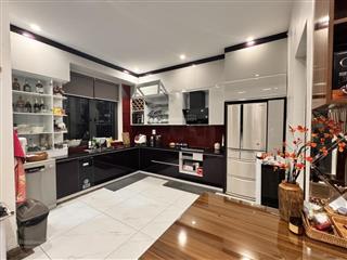 Bán nhà riêng liên hà, đông anh. 3 tầng lô góc 3 mặt thoáng, đường ô tô lướt. giá nhỉnh 6,5 tỷ