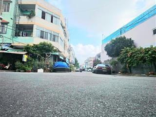 Gần công viên bàu cát  ngang lớn gần 8m, dtcn 100m2*4 tầng  không lgqh thông tin thật