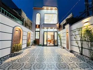Nhà gác lửng thông tầng, dọn vào ở ngay!