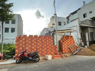 Chủ giảm chào1 lô duy nhất diện tích đẹp hẻm xe hơi thông thích hợp xây nhà ở và đầu tư lâu dài