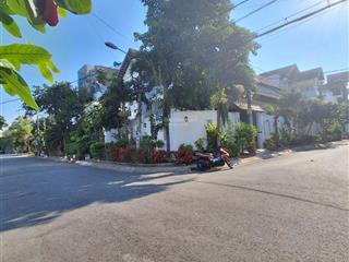 Biệt thự góc 2 mặt tiền vừa ở vừa kinh doanh3 tầng  ngay trong kdc lập phúc  lê văn lương  p